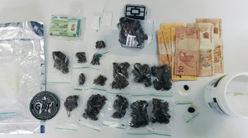 GATI do 2º BPM prende suspeito por tráfico de drogas em Carpina