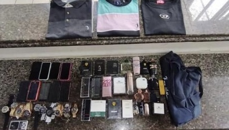 Polícia Militar recupera celulares, perfumes e relógios furtados após arrombamento de loja em Goiana