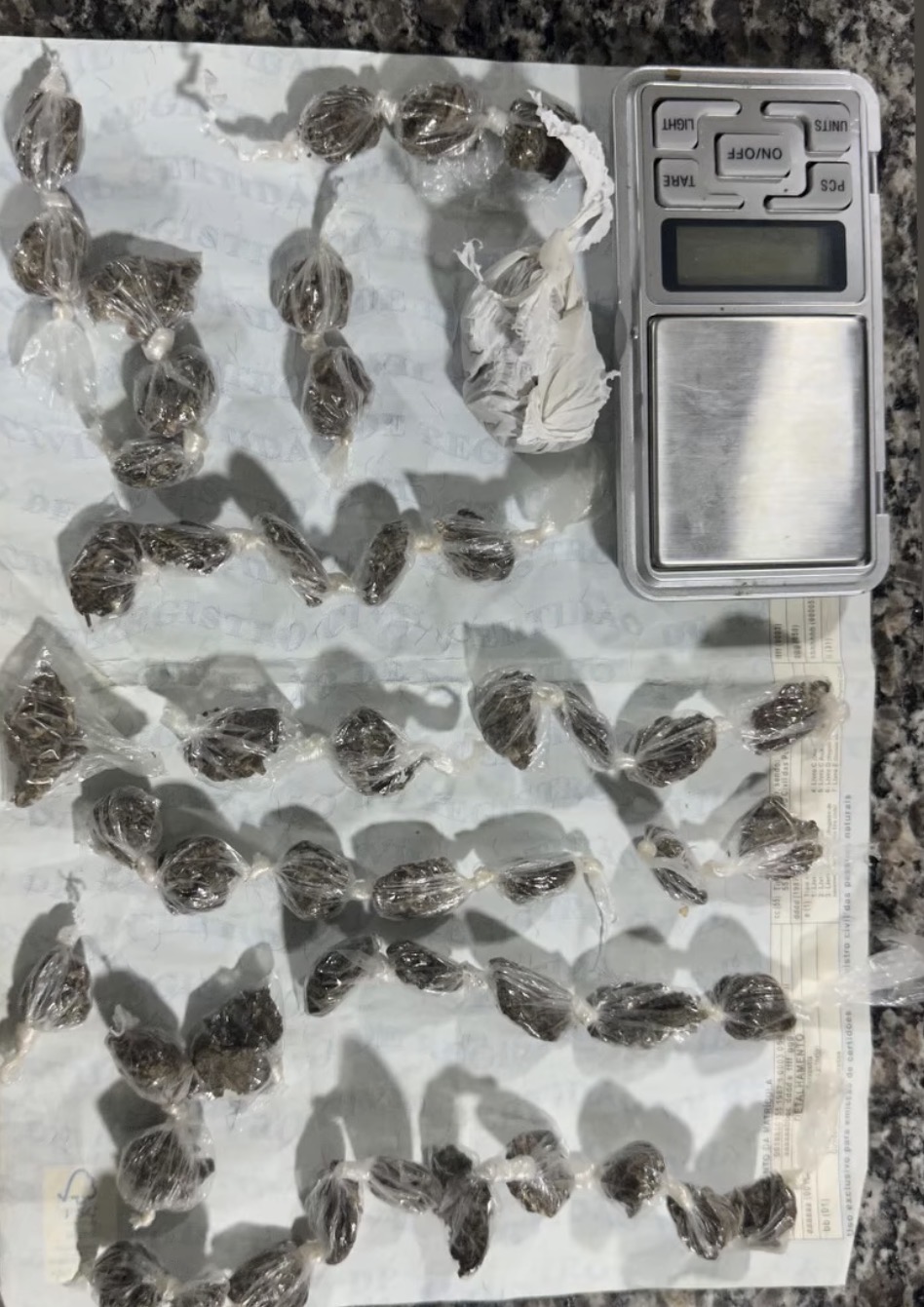 Adolescente é apreendido com drogas e balança de precisão em Tracunhaém